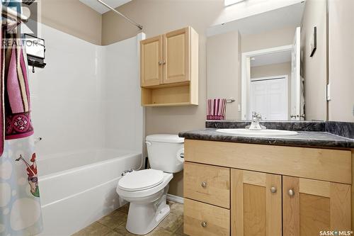 14 2751 Windsor Park Road, Regina, SK 