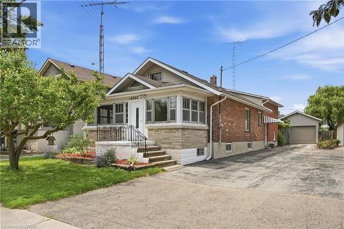 4587 THIRD Avenue  Niagara Falls, ON L2E 4L3
