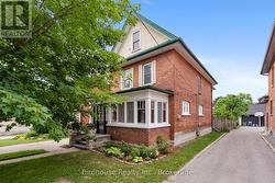 25 FRANCIS STREET Kawartha Lakes (Lindsay), ON K9V 5R8