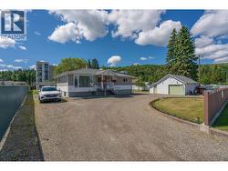 2923 FERRY AVENUE Prince George, BC V2N 1L3