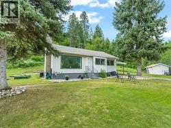 2800 1st Avenue Castlegar, BC V1N 2R2