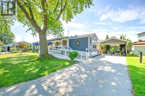 54 MALDEN HILL  Amherstburg, ON N9V 3E1