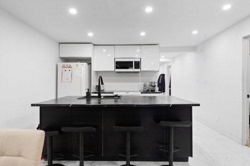 Kitchen - 7442 Rue St-Gérard, Montréal (Villeray/Saint-Michel/Parc-Extension), QC 