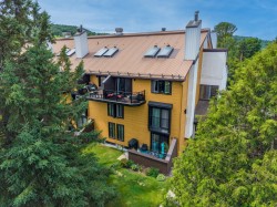 20-121 Av. Hochar Saint-Sauveur, QC J0R 1R3