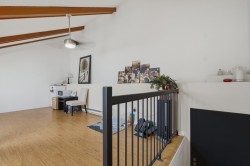 Mezzanine - 