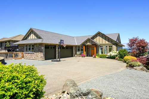 648 Mariner Dr, Campbell River, BC 
