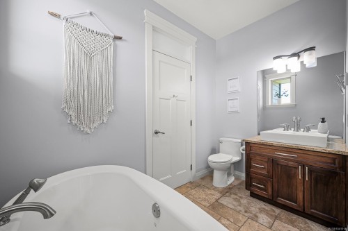 648 Mariner Dr, Campbell River, BC 