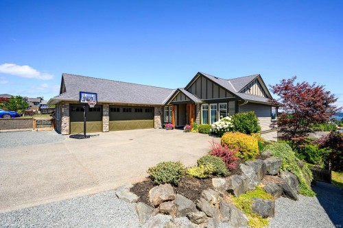 648 Mariner Dr, Campbell River, BC 