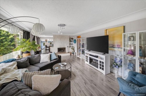 2216 Carpenter Rd, Sooke, BC 