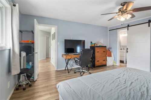 335 Damon Dr, View Royal, BC 