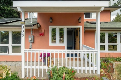 335 Damon Dr, View Royal, BC 