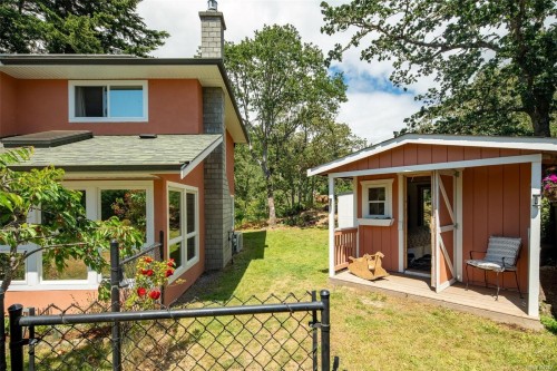 335 Damon Dr, View Royal, BC 