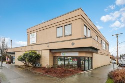 #109B-364 8th St  Courtenay, BC V9N 1N3