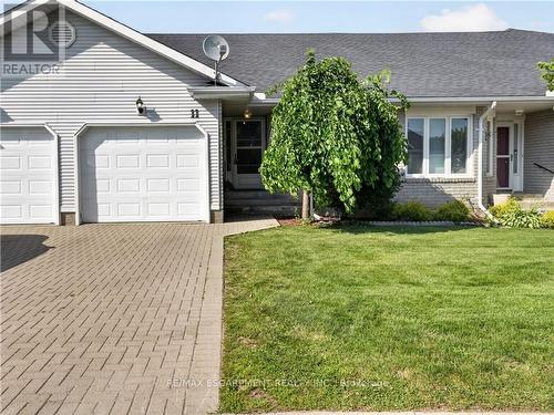 11 GARDEN DRIVE  West Lincoln, ON L0R 2A0