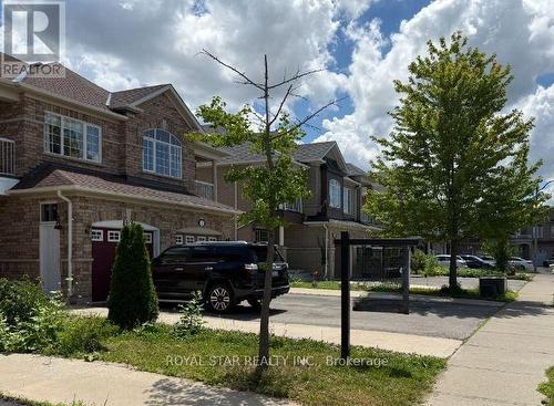 50 DEWRIDGE COURT  Brampton, ON L6R 3C1