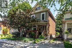 148 DUNDURN Street N  Hamilton, ON L8R 3E8