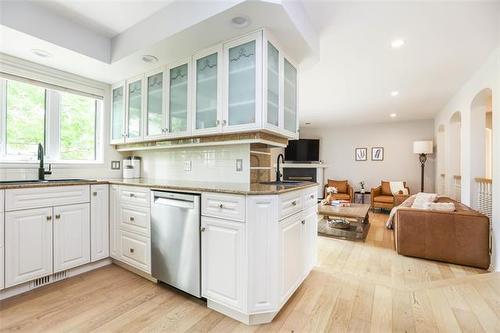 27 Kerslake Pl, Winnipeg, MB 