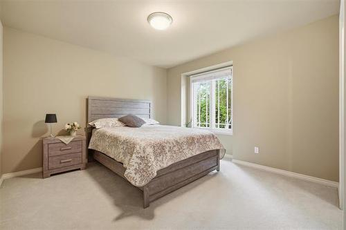27 Kerslake Pl, Winnipeg, MB 