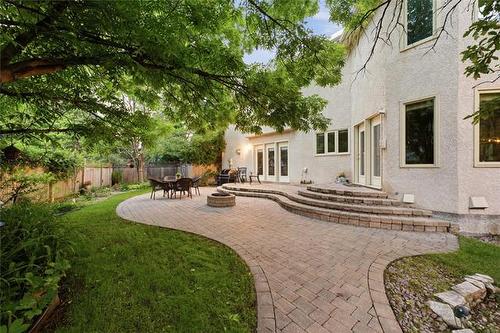 27 Kerslake Pl, Winnipeg, MB 