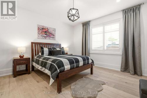 336 Newbold Court, Burlington, ON 