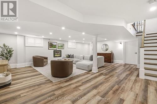 336 Newbold Court, Burlington, ON 