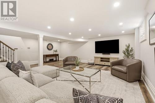 336 Newbold Court, Burlington, ON 