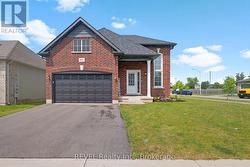 881 BURWELL STREET Fort Erie (Lakeshore), ON L2A 0E3