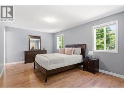 Primary Bedroom - 