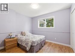 Bedroom 1 - 