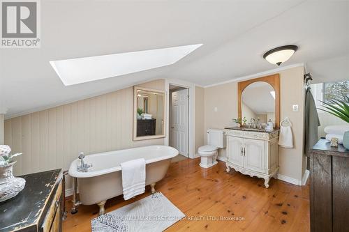 130 Myrtle Road E, Whitby, ON - Indoor