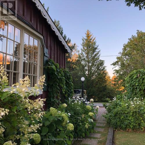 130 Myrtle Road E, Whitby, ON - Outdoor