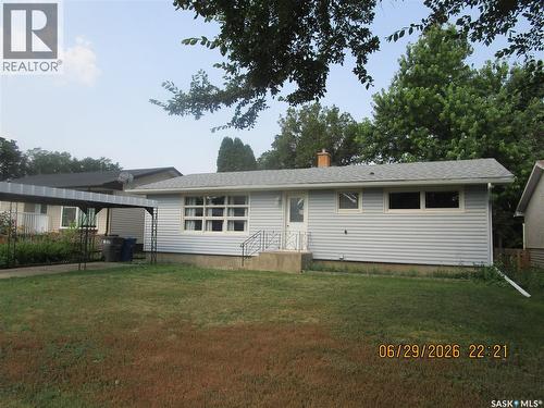 710 3RD STREET E  Assiniboia, SK S0H 0B0