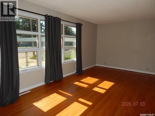 710 3Rd Street E, Assiniboia, SK - Indoor Photo Showing Other Room