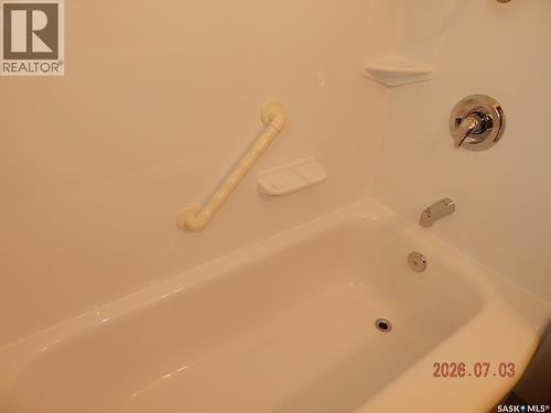 710 3Rd Street E, Assiniboia, SK - Indoor Photo Showing Bathroom