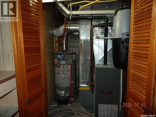 710 3Rd Street E, Assiniboia, SK - Indoor Photo Showing Basement