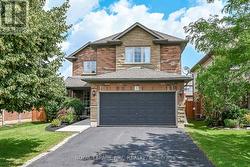 7 ETHERINGTON CRESCENT  Hamilton, ON L0R 1C0