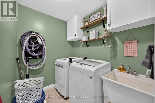 7 Etherington Crescent, Hamilton, ON 