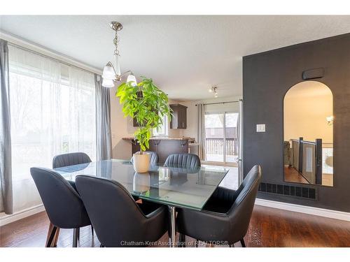 30 St Michael Avenue, Chatham, ON 