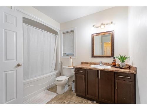30 St Michael Avenue, Chatham, ON 