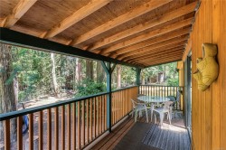1132 Pat Burns Ave Gabriola Island, BC V0R 1X2