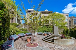 #107-27 Songhees Rd Victoria, BC V9A 7M6