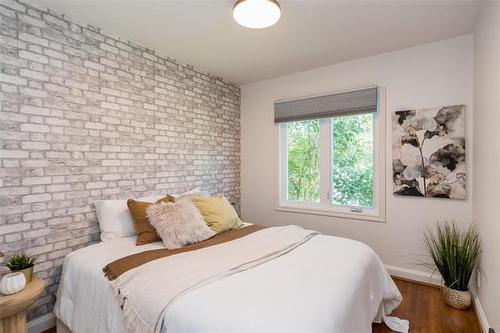 723 Garfield St, Winnipeg, MB 