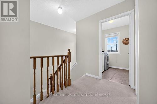 1306 Whitelaw Avenue, Oshawa, ON - Indoor Photo Showing Other Room