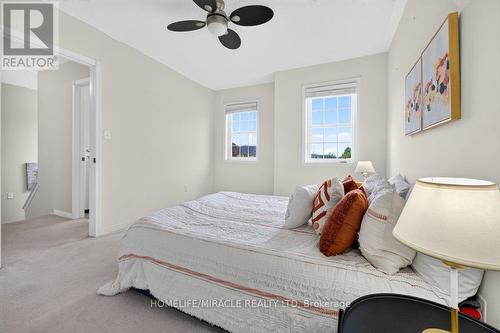 1306 Whitelaw Avenue, Oshawa, ON - Indoor Photo Showing Bedroom