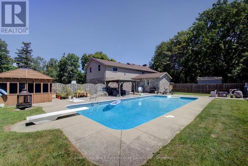 4247 Perth 9 Line, Perth South (Blanshard), ON - Outdoor With In Ground Pool With Backyard