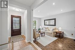 Warm, welcoming foyer - 