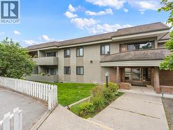 1565 Noble Court Unit# 106 Kelowna, BC V1Y 8K8