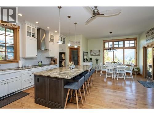 8840 Olson Road, Kaslo, BC - Indoor