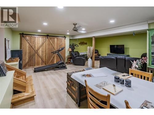 8840 Olson Road, Kaslo, BC - Indoor