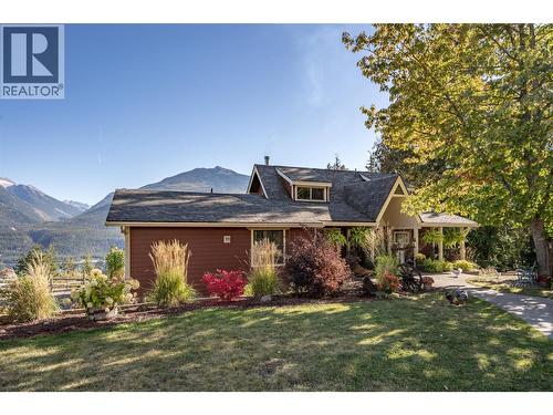8840 Olson Road, Kaslo, BC - Outdoor